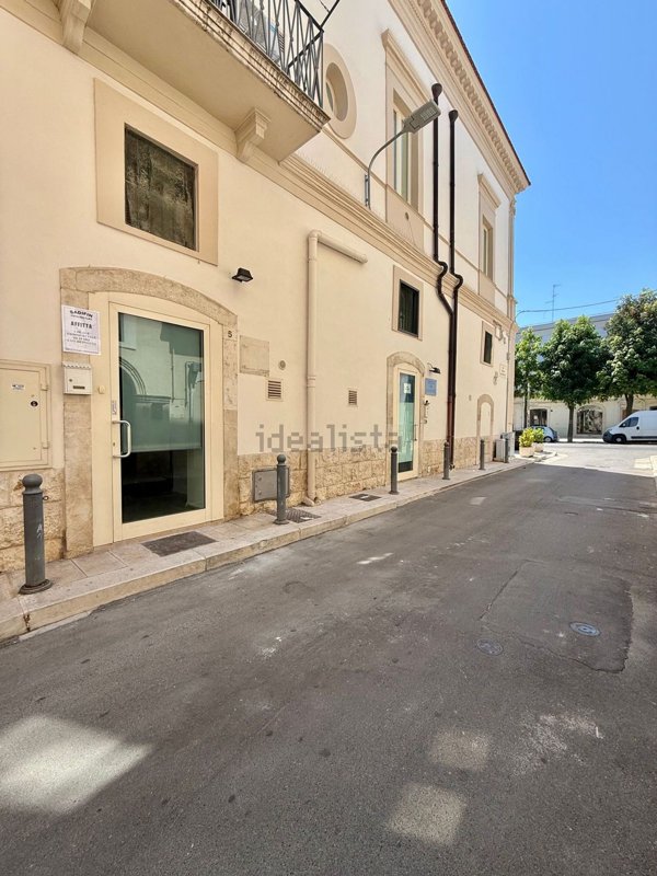 locale commerciale in affitto a Modugno