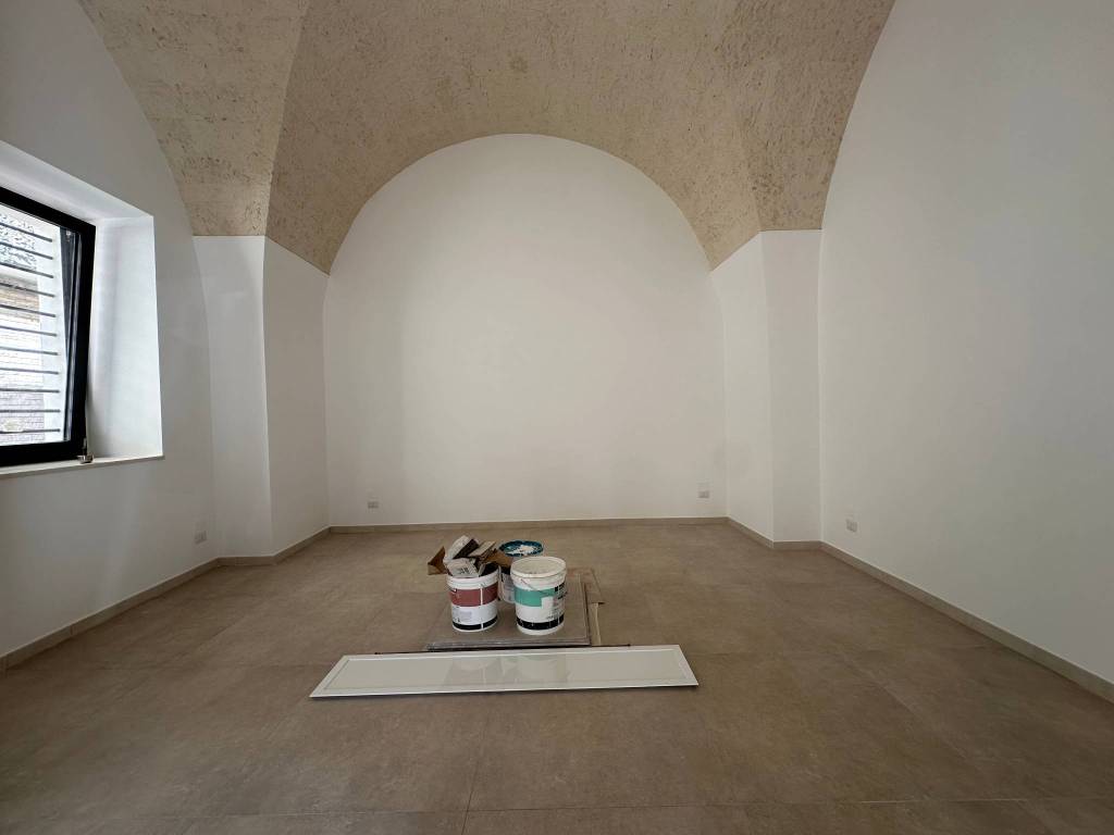 locale commerciale in affitto a Modugno
