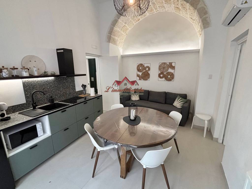 appartamento in affitto a Mola di Bari