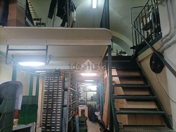 locale commerciale in affitto a Mola di Bari