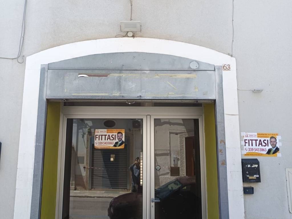 negozio in affitto a Mola di Bari