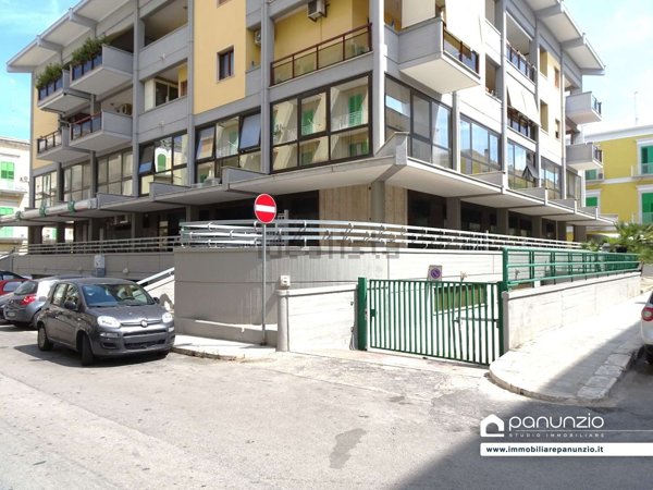 locale commerciale in affitto a Molfetta