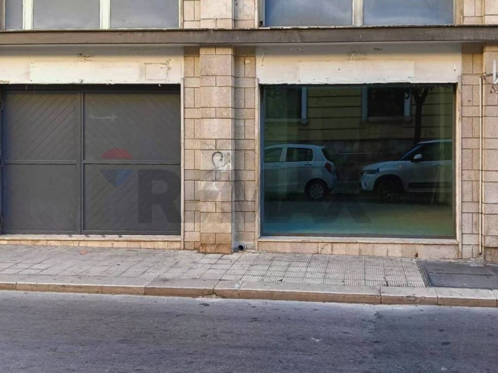 negozio in affitto a Molfetta