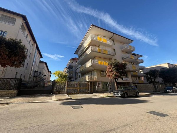 ufficio in affitto a Molfetta in zona Centro Città