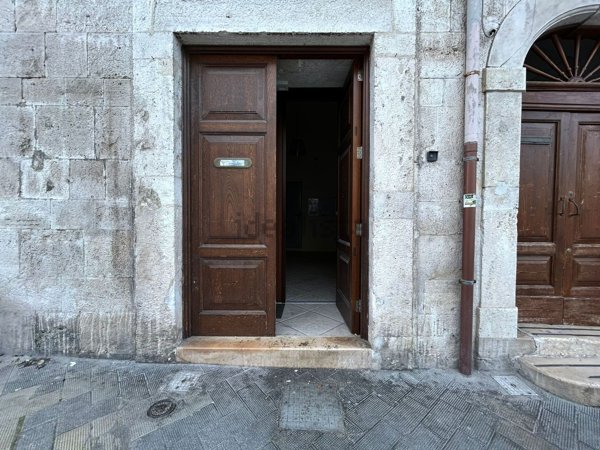 negozio in affitto a Molfetta