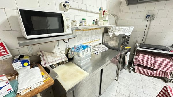 negozio in affitto a Molfetta in zona Centro Città