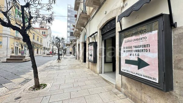 negozio in affitto a Molfetta in zona Centro Città