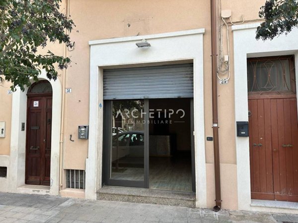 negozio in affitto a Monopoli