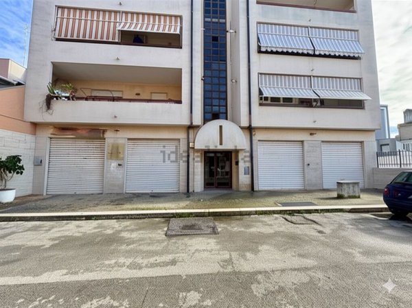 locale commerciale in affitto a Monopoli