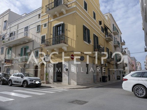negozio in affitto a Monopoli in zona Centro Storico