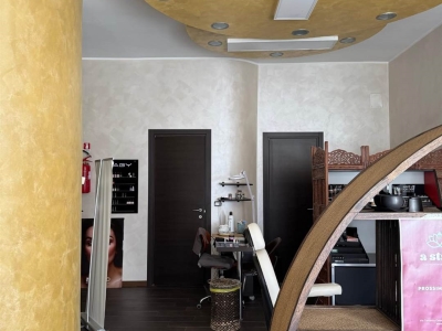 negozio in affitto a Monopoli