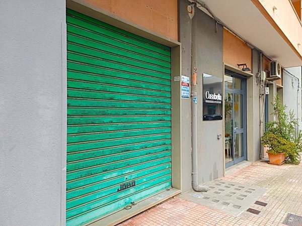 negozio in affitto a Monopoli