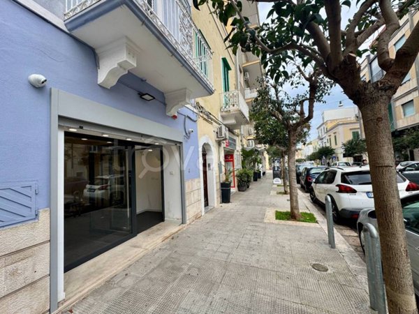 negozio in affitto a Monopoli