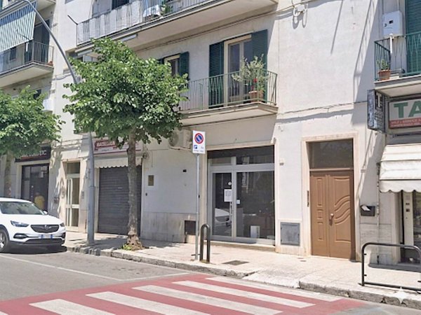 negozio in affitto a Noci