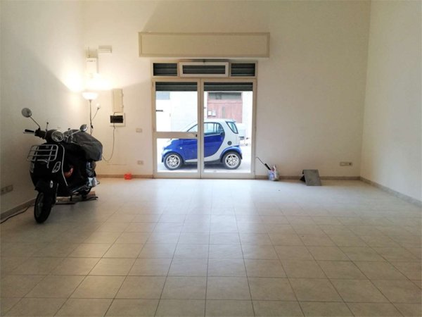 locale commerciale in affitto a Noicattaro