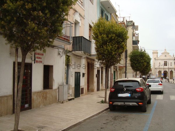 locale commerciale in affitto a Noicattaro
