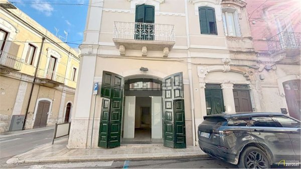 locale commerciale in affitto a Noicattaro
