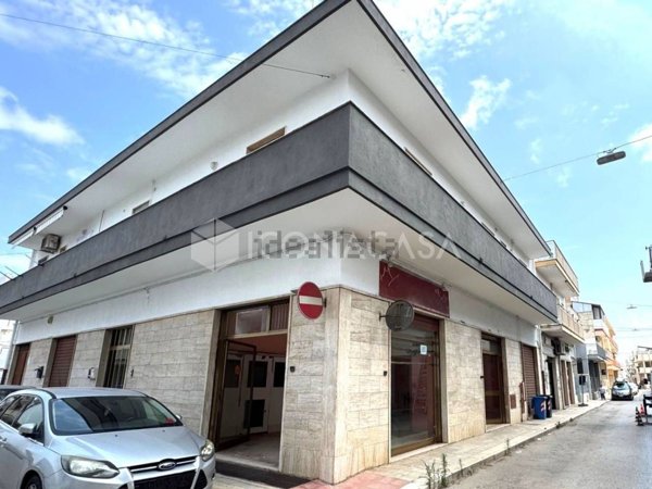 locale commerciale in affitto a Noicattaro
