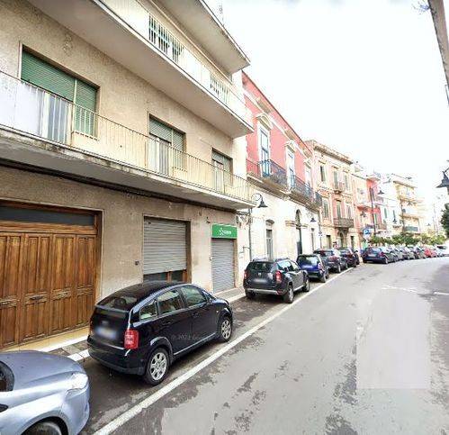 negozio in affitto a Noicattaro