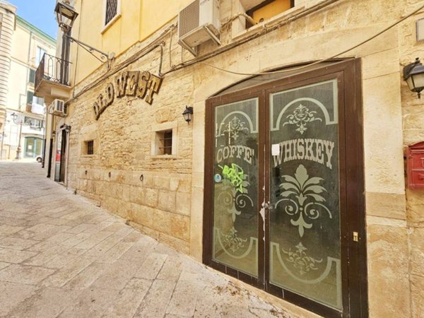 negozio in affitto a Palo del Colle