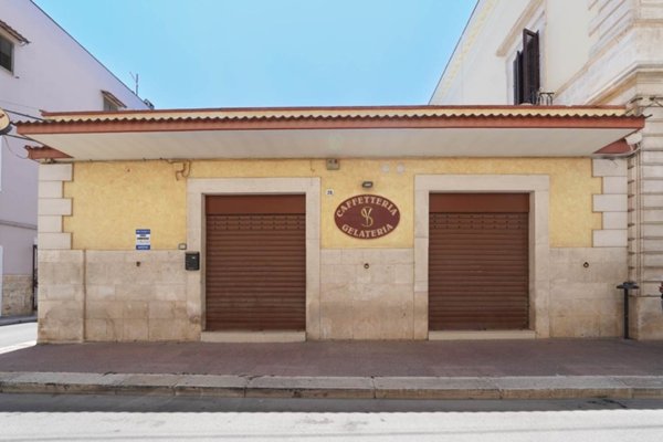 locale commerciale in affitto a Palo del Colle in zona Auricarro