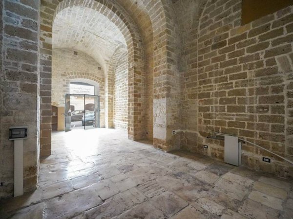 negozio in affitto a Palo del Colle