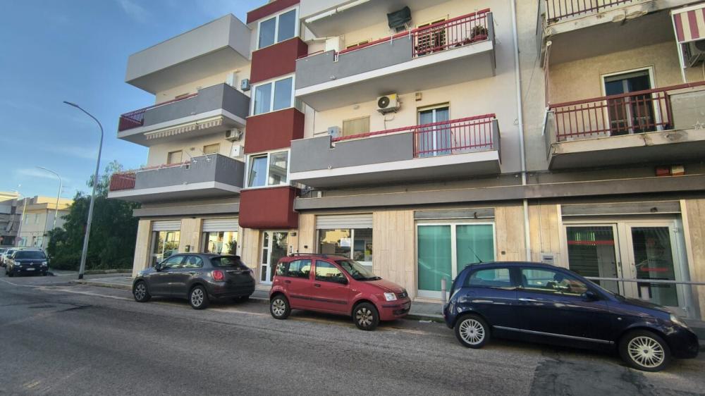 negozio in affitto a Polignano a Mare