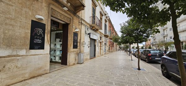 ufficio in affitto a Putignano