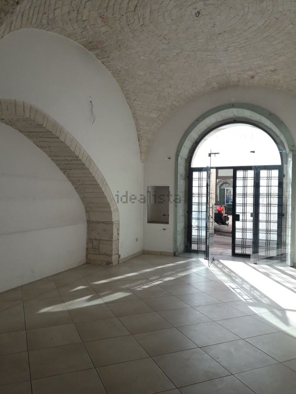 ufficio in affitto a Putignano