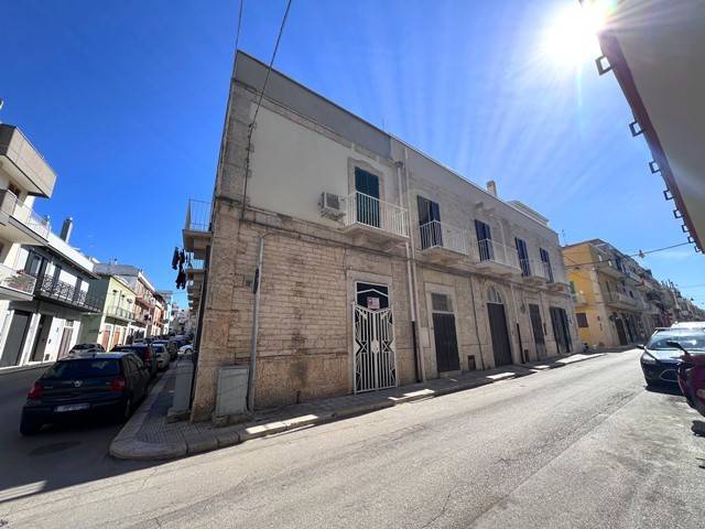 negozio in affitto a Ruvo di Puglia