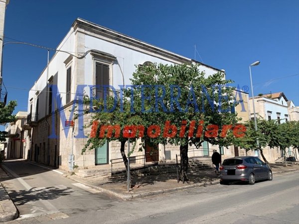 locale commerciale in affitto a Ruvo di Puglia