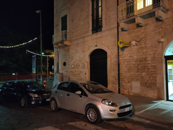 locale commerciale in affitto a Ruvo di Puglia