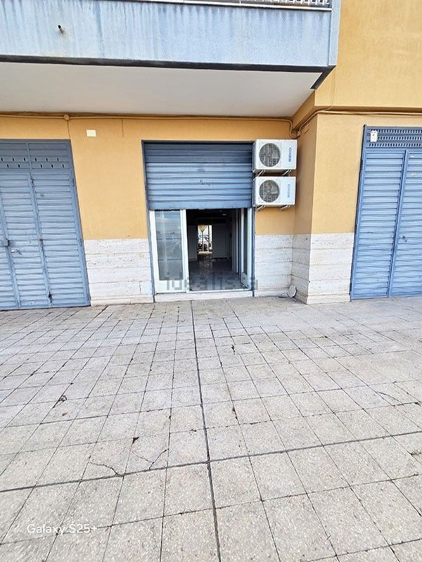 locale commerciale in affitto a Ruvo di Puglia