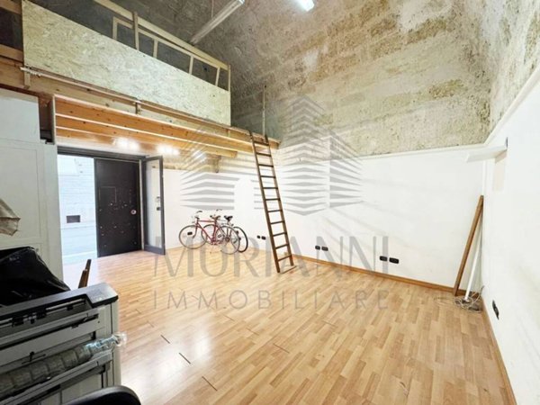 negozio in affitto a Sannicandro di Bari