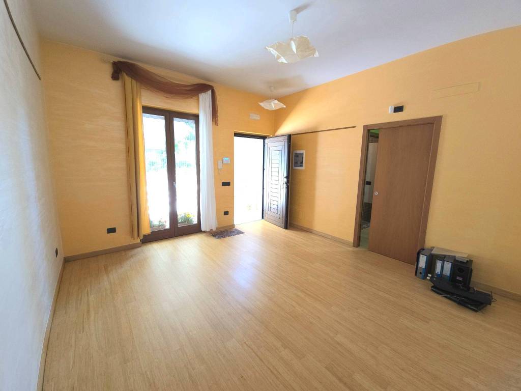 appartamento in affitto a Santeramo in Colle