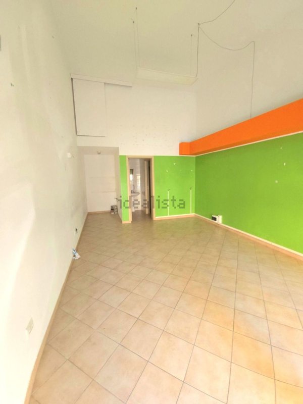 locale commerciale in affitto a Santeramo in Colle