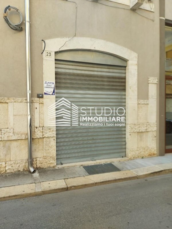locale commerciale in affitto a Terlizzi