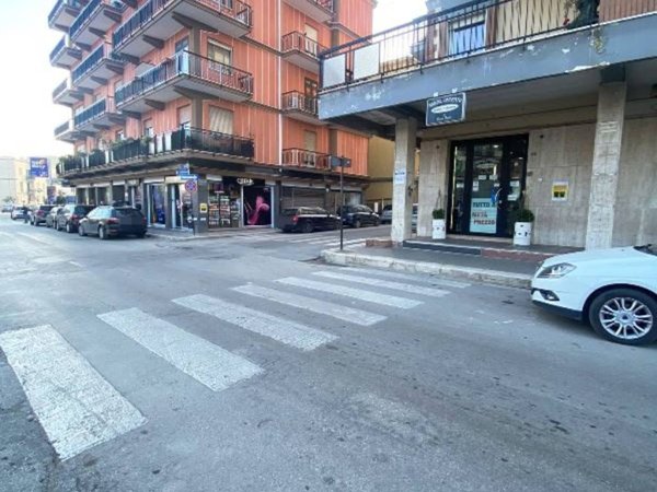 negozio in affitto a Terlizzi