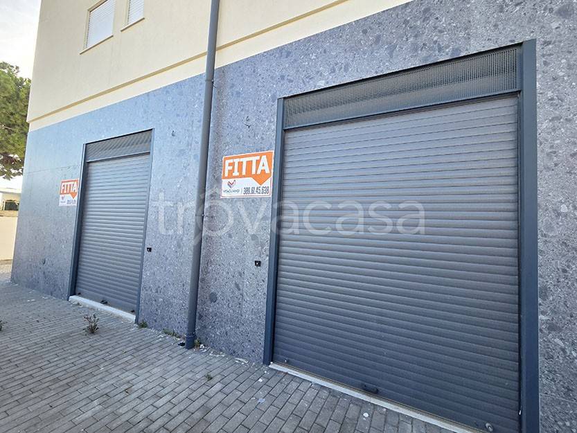 negozio in affitto a Terlizzi in zona Sovereto