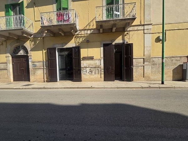 locale commerciale in affitto a Terlizzi