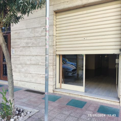 locale commerciale in affitto a Triggiano