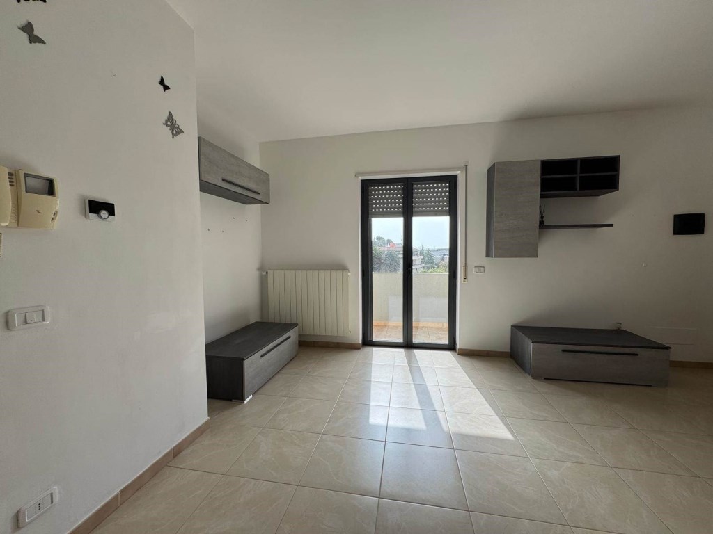 appartamento in affitto a Turi