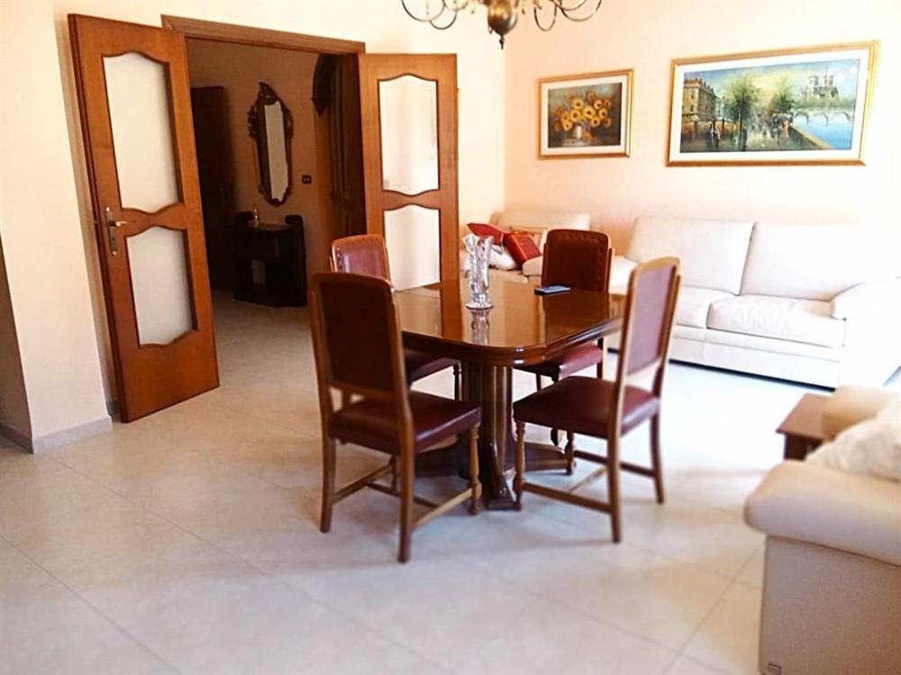 appartamento in affitto a Turi