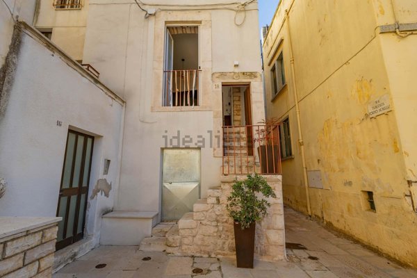 appartamento in affitto a Turi