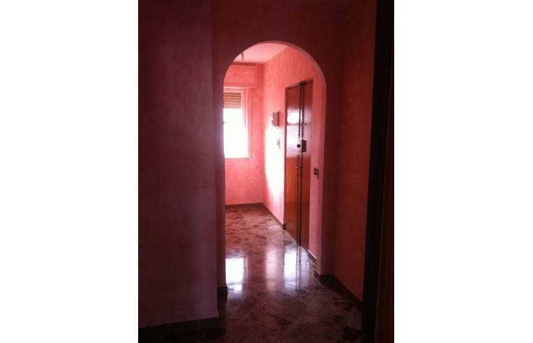 camera singola in affitto a Valenzano