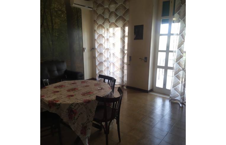 camera singola in affitto a Valenzano