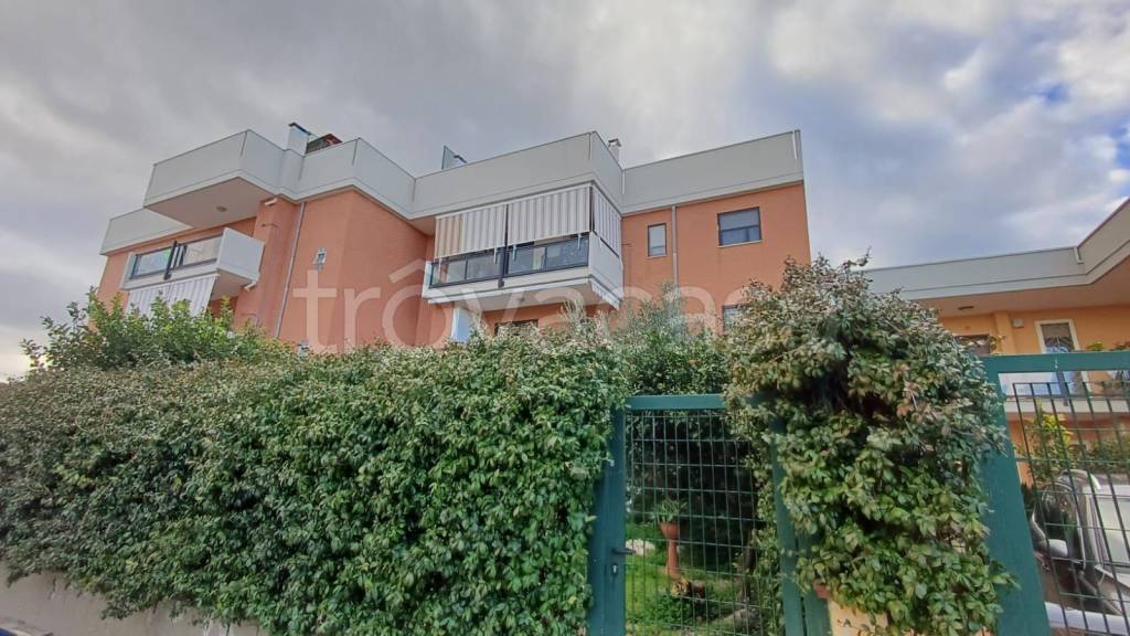 appartamento in affitto a Valenzano