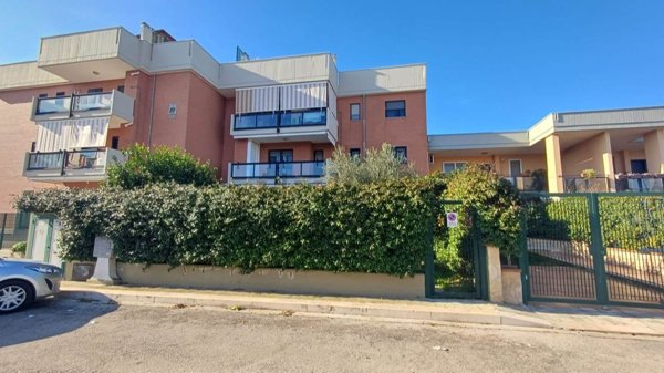 appartamento in affitto a Valenzano