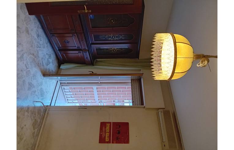 camera singola in affitto a Valenzano