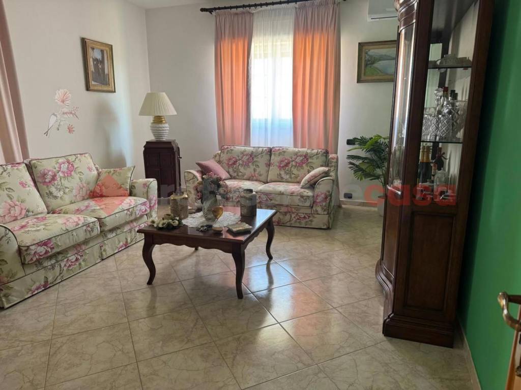 casa indipendente in affitto ad Avetrana